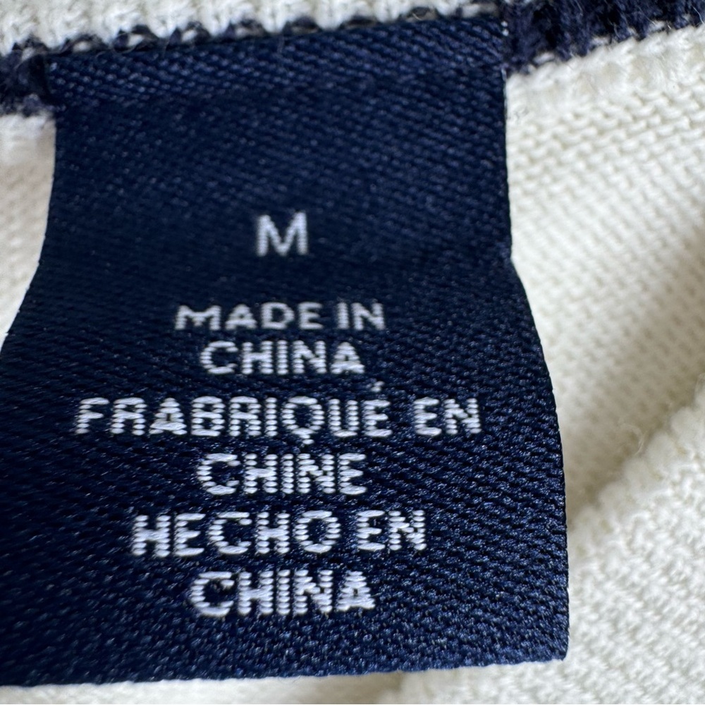 Chaps Men’s Medium Ivory Cream Sweater Vest 100% Cotton Navy Logo Preppy - Picture 4 of 7